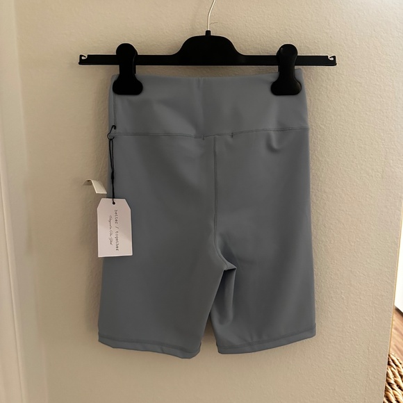Better Together Women's Bike Shorts - Size XS - NWT - Picture 3 of 5